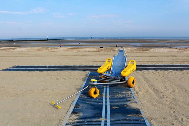 La plage toujours plus accessible aux personnes à mobilité réduite